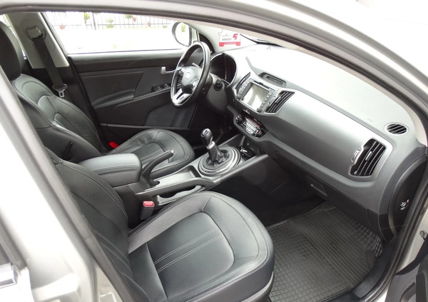 Kia Sportage cena 46900 przebieg: 176800, rok produkcji 2012 z Łomża małe 254